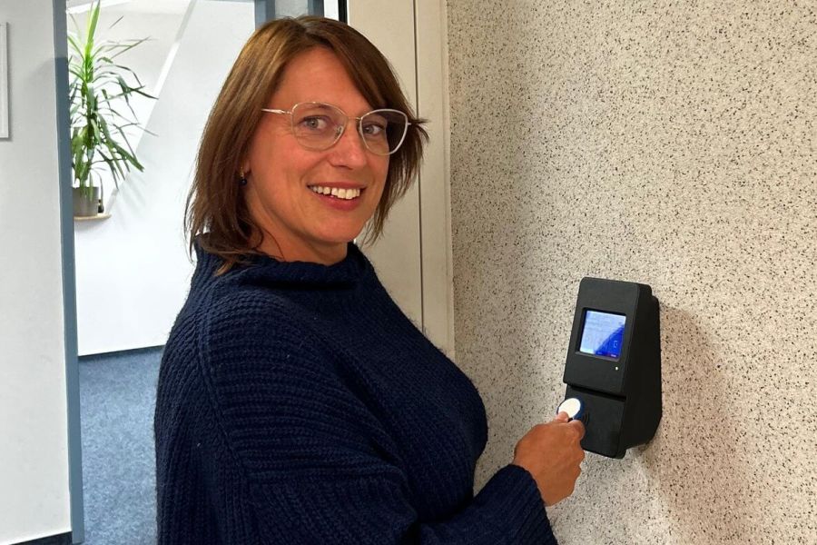 Elektronische Zeiterfassung ab 2026: Warum Abwarten jetzt zur teuersten Strategie wird